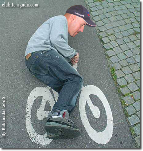 [Imagem: ciclista-louco-imagem-engracada.jpg]
